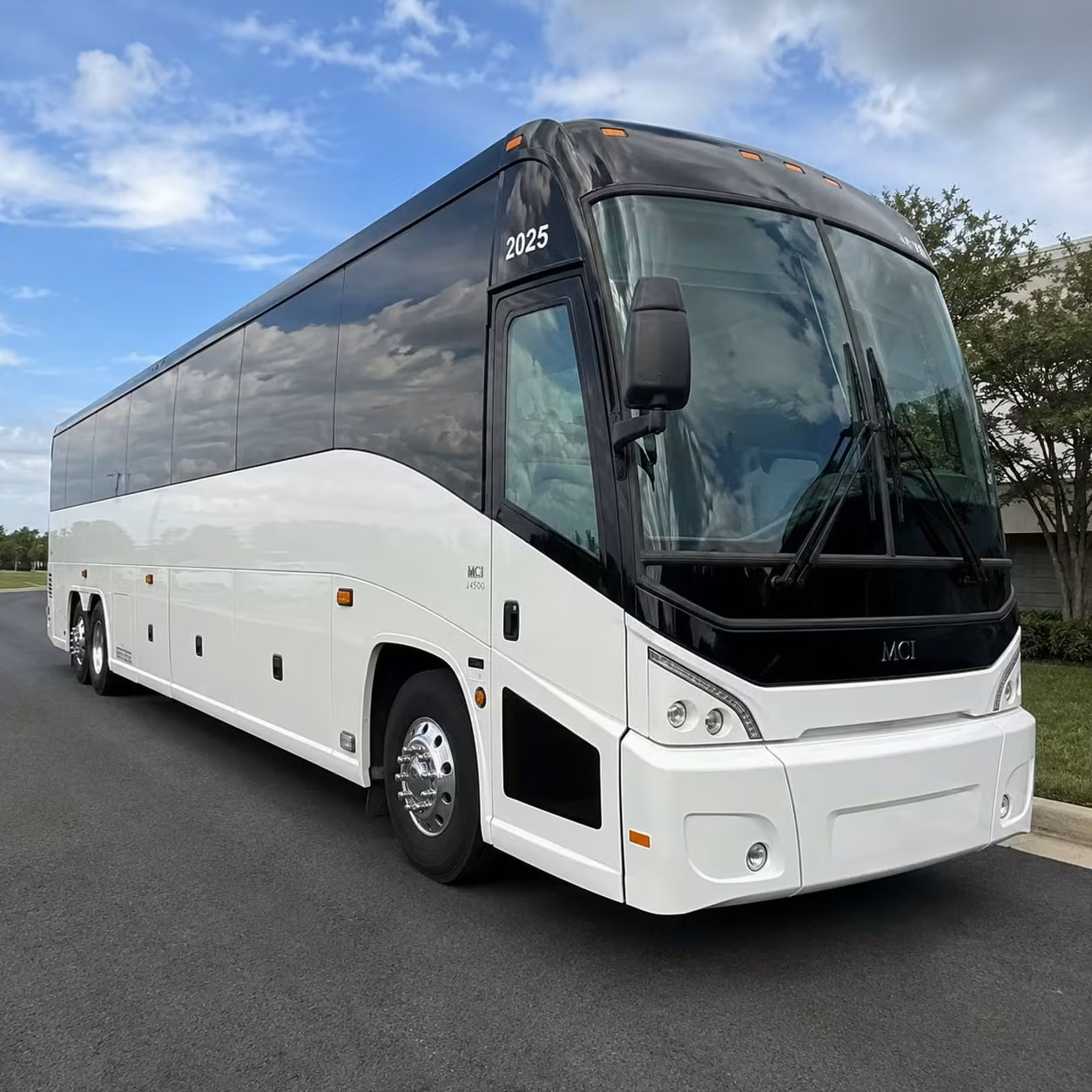 concert bus rentals in hoover
