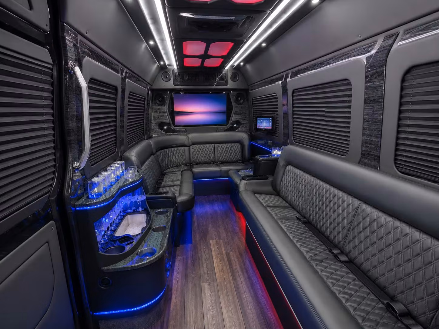 coordinating group transportation for federal events and government conferences near hoover