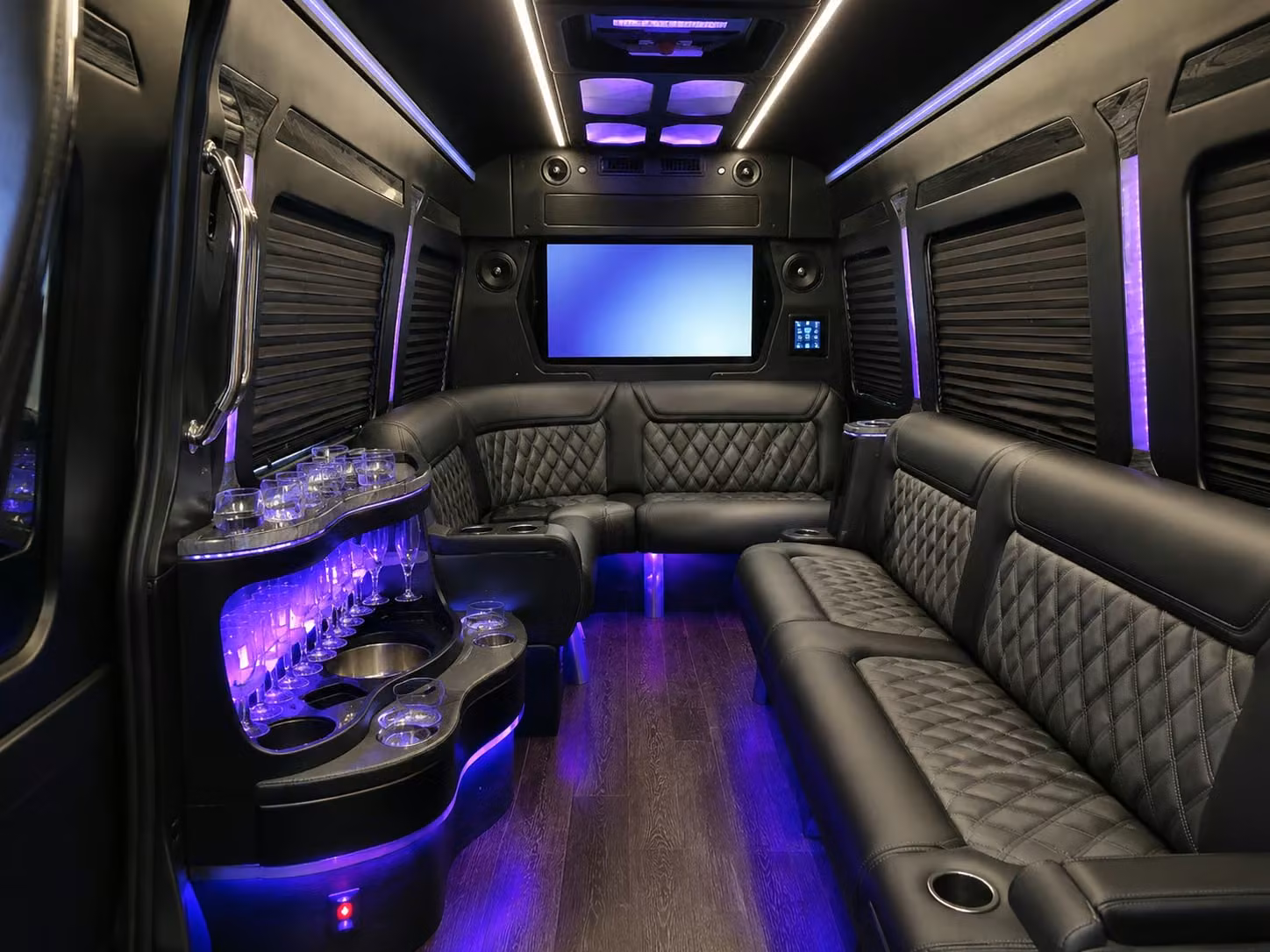 tailgate and fan group shuttle rentals for alabama and auburn away games